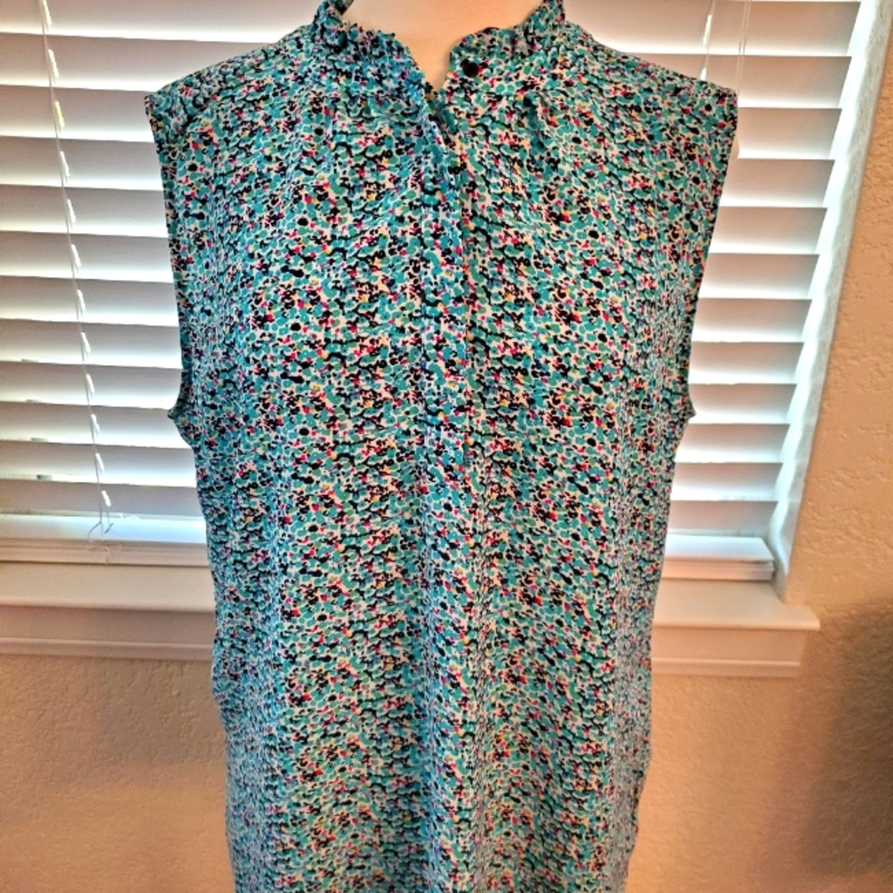 Sleeveless Blouse